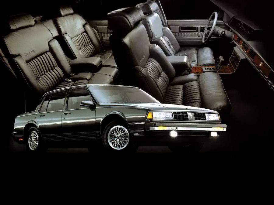 Oldsmobile Ninety-Eight Touring Sedan '1987